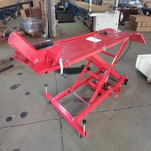 Elevador Hidráulico Neumático para Motocicletas Liftool de 1000 lb con Certificado CE - Product Image 3