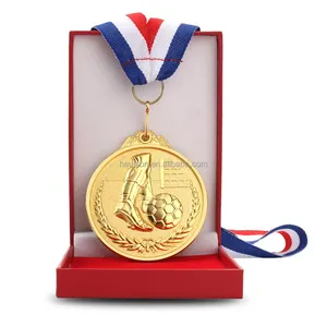 卸売サッカースポーツメダル亜鉛合金ゴールドシルバーブロンズ学用品アメリカンクラブサッカーカップトロフィーと賞メダル