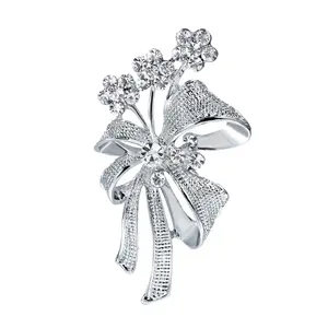 Custom Silver Metal flower luxury brooches women lapel pin Garment accessories