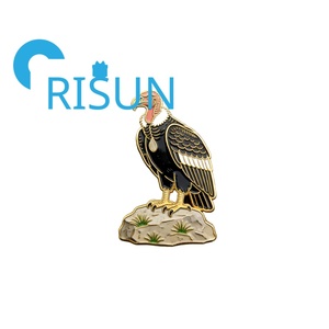 Broche en émail personnalisée en gros : Raptor, Condor Andin, Vulture barbu, Aigle, Dinde – Badge en métal, style dessin animé - Product Image 5