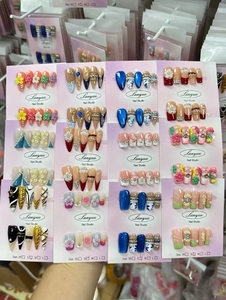 Ongles press-on faits à la main de qualité supérieure, faciles à appliquer, durables, pour un usage quotidien - Product Image 6