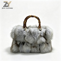 Tas Tangan Wanita Zeyu Retro Gagang Bambu Patchwork Bulu Tebal Hangat Lembut, Tas Jinjing Fashion Wanita, Tas Bulu Imitasi Ramah Lingkungan ODM / OEM