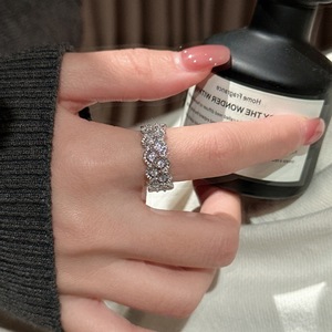 Anillo de Encaje Vintage de Plata Pura S925 Wenchi, Simple y Elegante con Patrón Geométrico, Diseño de Lujo y Nicho, Modelo 22769 - Product Image 2