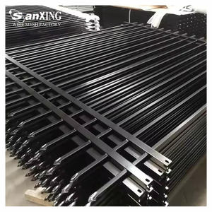 Panneaux de clôture en fer forgé extérieur personnalisables Clôture en métal Décoration de jardin Clôture en acier au zinc noir blanc bleu antirouille - Product Image 1