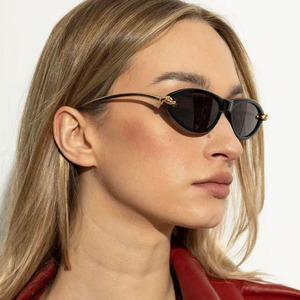 Lunettes de soleil ovales tendance œil-de-chat avec nœud en corde, style européen et américain haut de gamme, verres optiques UV400, collection 2025 - Product Image 4