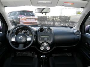 Voitures d'occasion chinoises <span class=keywords><strong>Nissan</strong></span> March Berline Manuelle Essence Bon État pour l'Exportation Meilleures Ventes Pas Cher - Product Image 6