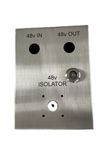 Boîtier d'équipement isolant en tôle d'acier inoxydable sur mesure avec trou de verrouillage, boîtier de disjoncteur d'urgence verrouillable
