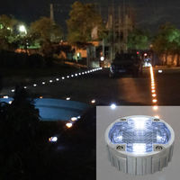 Borne de signalisation routière solaire LED prismatique haute intensité en alliage d'aluminium intégré, conforme ASTM D4280, étanche IP68, pour extérieur