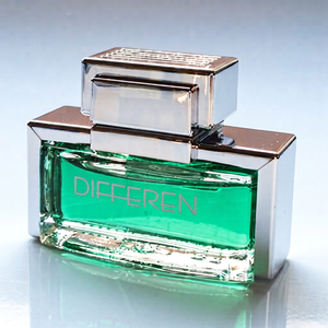 Diffren Clip de parfum pour grille d'aération de voiture, parfum floral, longue durée (31-60 jours), sans électricité - Product Image 4