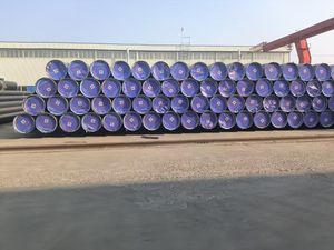 Erw hàn ống thép S235 S355 JR/j0/J2 sơn phun màu đen + Nhãn phun nắp ống nhựa theo yêu cầu - Product Image 2