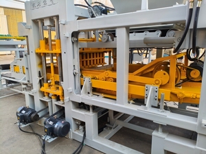 Bau- und Konstruktionsausrüstung Verzahnungsstein-Maschine QT 8-<span class=keywords><strong>15</strong></span> Automatische Zement-Hohlblockformmaschine - Product Image 6