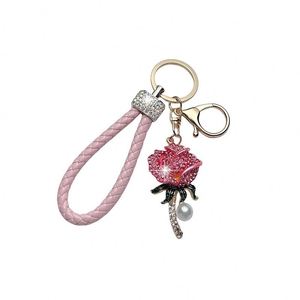 Porte-clés rose luxueux incrusté de diamants, pendentif fleur, joli porte-clés de voiture, breloque de sac à main, accessoires pour femmes - Product Image 6