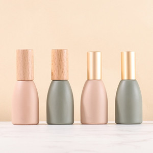 10 ml kozmetik ambalaj cam pembe yeşil rulo şişelerde 10 ml cam parfüm uçucu yağ rulo şişeler altın kapaklı - Product Image 2