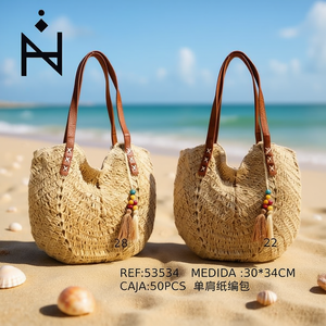 Borsa a Tracolla in Carta Intrecciata 30x34Cm, Design con Nappine in Paglia Fatto a Mano, Borsa Estiva da Donna - Product Image 3