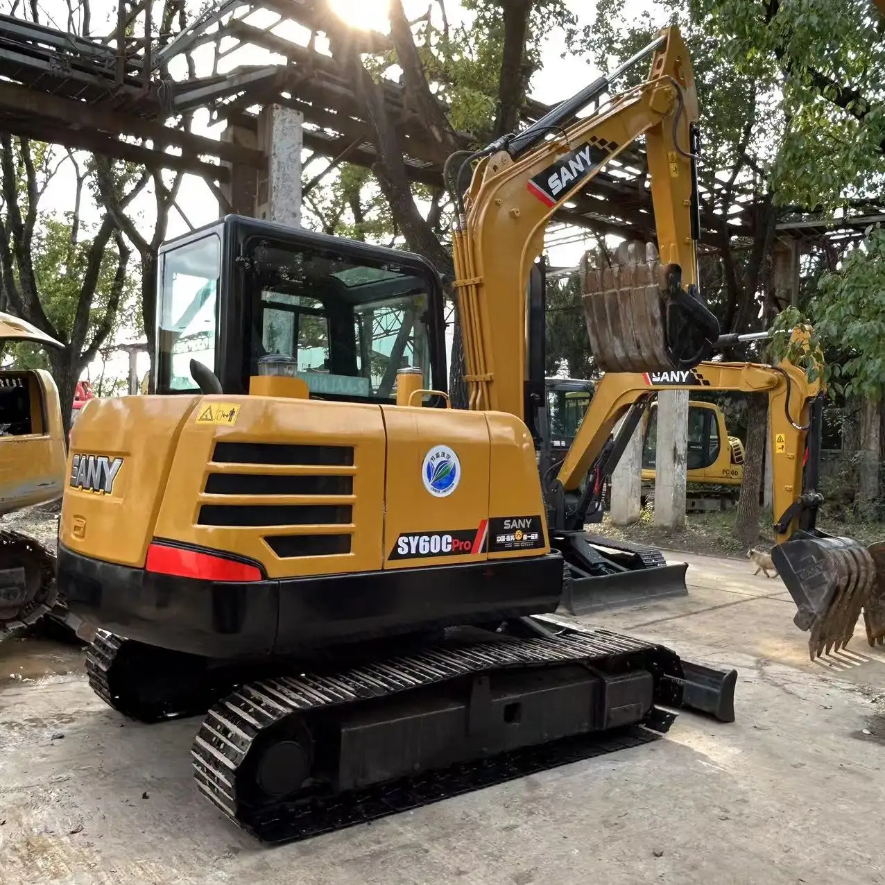 ใหม่มาถึงมือสอง SY 60C/60C Pro Crawler Excavator ใช้รถขุดไฮดรอลิกราคาถูกขาย SY75C/75C Pro