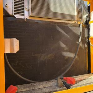 Used Hyundai HX220 Crawler Excavator 22Ton Cummins Engine Gear & Pump Original <b>Paint</b> Low Hours Tested & Inspected for Sale - Product Image 5