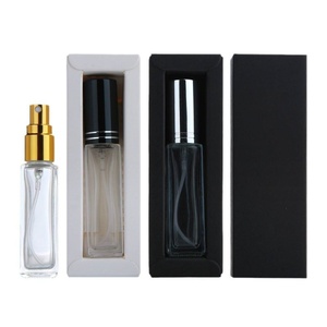 Botella de Perfume de Lujo Negra y Dorada para Perfume de 10 ml con Atomizador, Envase Cosmético de Vidrio Cuadrado - Product Image 3