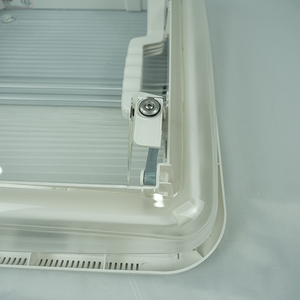 Ventilación de tragaluz de techo RV de alta calidad y bajo <span class=keywords><strong>precio</strong></span> con luz LED Color blanco - Product Image 6