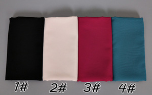 ผ้าคลุมฮิญาบชีฟองแบบขายส่ง สีพื้น ผ้าพันคอฮิญาบชีฟองสำหรับผู้หญิง - Product Image 6