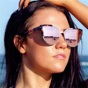 Lunettes de soleil œil de chat personnalisées avec logo, nouvelle collection, pour femme, de marque de luxe, design tendance, avec verres miroir - Product Image 2