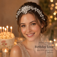 Serre-tête de mariée de luxe en strass argentés et cristaux, fait main, avec perles, peigne à cheveux floral flexible pour mariées