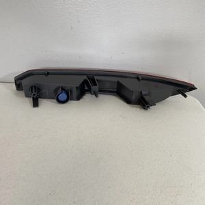 Luces Reflectantes de Parachoques Trasero de Alta Calidad en Ambos Lados 68408778AB 68408779AB Aptas para Jeep Grand Cherokee BEYAN 2021-2024 - Product Image 3