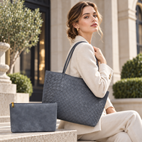 Nouveau Sac Fourre-tout en Daim Tressé Fait Main 2026 avec Pochette Intérieure Grande Capacité Sac à Main Épaule Femme Logo Personnalisé OEM ODM Vente en Gros