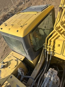 Vente Flash : Excavatrice Hydraulique Komatsu PC450-7 d'Occasion, 45 Tonnes, Bien Entretenue, Sans Grandes Réparations, Idéale pour la Construction Routière et les Projets Miniers - Product Image 5