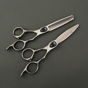 กรรไกรตัดผม CNC VG10 สแตนเลสสตีล 62 มม. กรรไกรซอยผมสำหรับช่างเสริมสวย ใบมีดมาตรฐานสำหรับคนถนัดขวา - Product Image 2