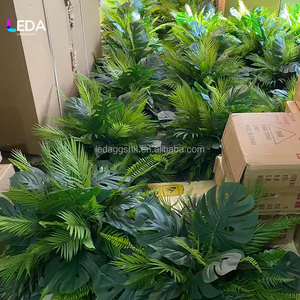 LEDA Artículos para Bodas, Centro de Mesa con Bola de Flores Verdes Grandes, Ramo de Flores Artificiales de Seda para Decoración de Bodas - Product Image 2