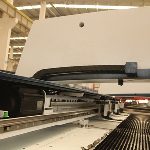 TLBend marca Servo NCT pequeña punzonadora <span class=keywords><strong>CNC</strong></span> torreta punzonadora usada - Product Image 3