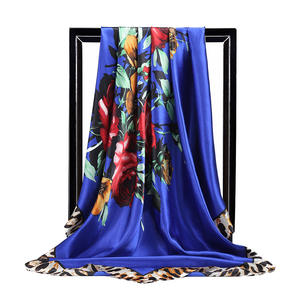 Leopardo Stampato Floreale di Modo Sciarpa di Seta Foulard Scialle In Raso Sciarpe Grande Formato 90*90cm Piazza Dei <span class=keywords><strong>Capelli</strong></span> Testa Sciarpe donne <span class=keywords><strong>Bandana</strong></span> - Product Image 5