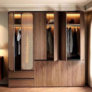 Armario de Madera Maciza Color Nogal, Armario de Piso a Techo con Área de Colgado de Ratán, Almacenamiento para Dormitorio de Varios Tamaños - Product Image 1