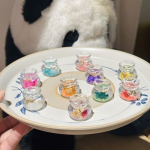 เปลือกหอยอะคริลิคสีแดงสดใส ขนาดเล็ก 2.6 ซม. สำหรับตกแต่ง DIY ทำเป็นเครื่องประดับ พวงกุญแจ ของตกแต่ง ชุดสีสันหลากหลาย - Product Image 4
