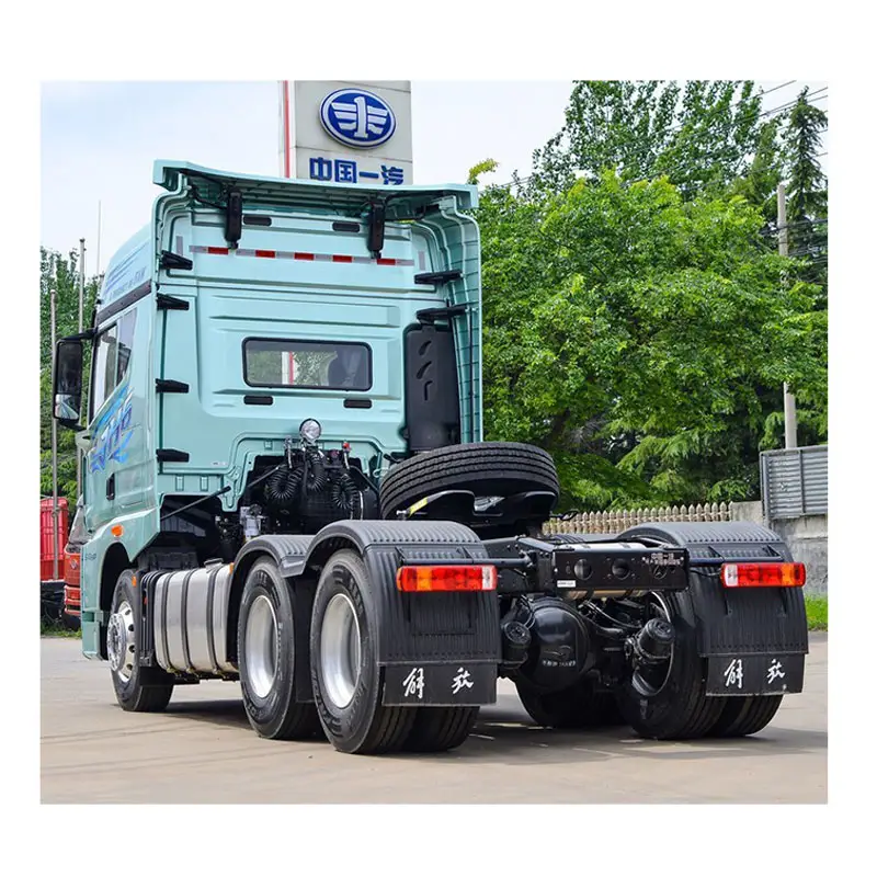 Jie Fang ha usato i camion del trattore Diesel del camion pesante dei camion 6 x4 610hp Amt