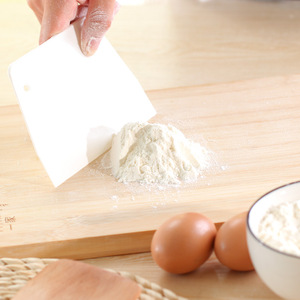 <b>Plastic</b> Dough <b>Scraper</b> White Trapezoidal Baking Tool For Bakery Use - Product Image 5