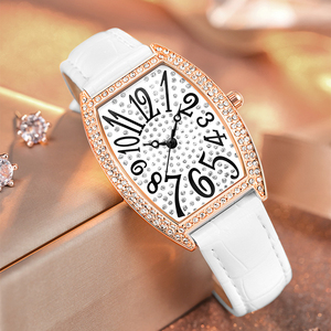 Reloj de Pulsera de Cuarzo para Mujer, Retro, Elegante, con Incrustaciones de Diamantes, Esfera en Forma de Tonneau - Product Image 3