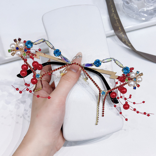 2024 Vintage BohemianTassel Rhinestones Sunglasses Women No Lens Crystal Face Chain Jewelry Eyewear Decoration
