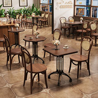 Ensemble table et chaises de café rétro personnalisable pour pâtisserie, salon de thé, restaurant occidental de style américain, usage commercial, robuste