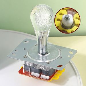 Manette de jeu intégrée en métal coloré avec boule de cristal pour machine d'arcade, accessoires incluant une pince pour poupée, un interrupteur de direction et une pièce de monnaie - Product Image 1
