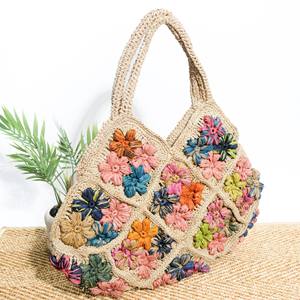 Sac seau tressé en raphia motif floral été 2026, grand sac à main polyvalent fait main pour femme, idéal pour les vacances à la plage et la mode estivale - Product Image 2