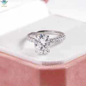 <span class=keywords><strong>Anelli</strong></span> <span class=keywords><strong>di</strong></span> <span class=keywords><strong>fidanzamento</strong></span> e set nuziali da donna Yu Ying personalizzati in oro bianco 18 carati con moissanite taglio ovale colore D VVS, gioielli raffinati - Product Image 1