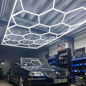 Luces hexagonales para garaje <span class=keywords><strong>en</strong></span> <span class=keywords><strong>el</strong></span> <span class=keywords><strong>techo</strong></span> <span class=keywords><strong>del</strong></span> taller, luz LED, lámpara de trabajo de nido de abeja para Taller de reparación de automóviles, sistema de 14 rejillas - Product Image 2