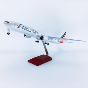 1/158 Schaal 47Cm Amerikaanse Luchtvaartmaatschappij Boeing B777 Diecast Hars Vliegtuigmodel Met Landingsgestellen - Product Image 3