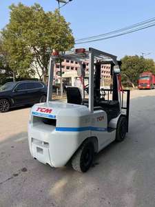 Montacargas <span class=keywords><strong>TCM</strong></span> de 3 Toneladas de Uso Pesado con Mástil de Dos Etapas, Usado, Impulsado por Diésel, para Trabajos de Logística en Almacenes - Product Image 3