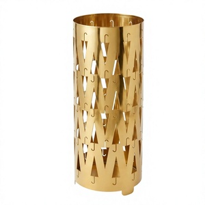 Porte-parapluie de luxe en métal doré, découpé au laser, ajouré, seau de rangement rond pour hall d'hôtel et décoration intérieure - Product Image 1