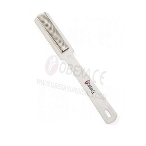 Râpe professionnelle unilatérale pour pieds, éliminateur de callosités et peaux mortes, lime à pédicure en acier inoxydable et plastique OBEXA - Product Image 2