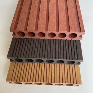 Pisos de <span class=keywords><strong>Wpc</strong></span> para exteriores resistentes a los rayos UV y tableros de cubierta compuestos de plástico y madera a la venta - Product Image 5