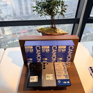 โทรศัพท์มือถือรุ่นใหม่ Camon 50 Pro หน้าจอแบบ Punch Hole ระบบปฏิบัติการ Android สมาร์ทโฟน RAM 6GB ROM 128GB รองรับ 4G LTE สองซิม ปลดล็อคทั่วโลก - Product Image 5