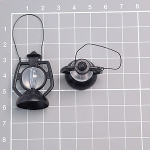 Mini Lámpara de Queroseno Negra de 35 mm de Alto, Linterna en Miniatura, Accesorios de Decoración para Casa de Muñecas, Escala 1:12 - Product Image 5